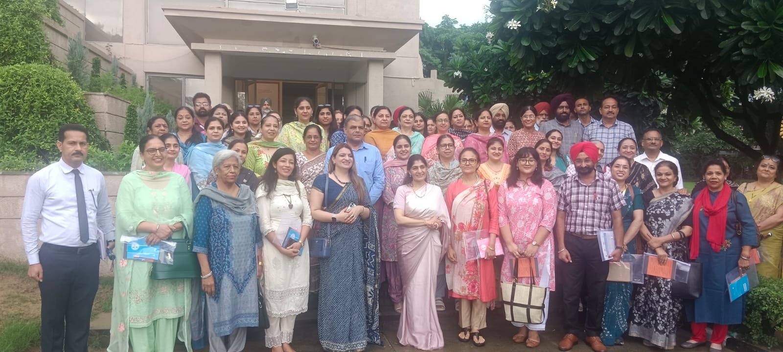 ਪਟਿਆਲਾ ਪ੍ਰਸ਼ਾਸਨ ਵੱਲੋਂ ਸਕੂਲ ਪ੍ਰਿੰਸੀਪਲਾਂ ਤੇ ਕੌਂਸਲਰਾਂ ਲਈ ਬਾਲ ਸੁਰੱਖਿਆ ਅਤੇ ਸੋਸ਼ਲ ਮੀਡੀਆ ਜਾਗਰੂਕਤਾ 'ਤੇ ਵਰਕਸ਼ਾਪ