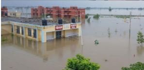 Jawahar Navodaya Vidyalaya ਦੇ 400 ਵਿਦਿਆਰਥੀ ਹੜ੍ਹ ਦੇ ਪਾਣੀ ’ਚ ਫਸੇ; ਸਕੂਲ ਅੰਦਰ 5 ਫੁੱਟ ਤੱਕ ਖੜਿਆ ਹੈ ਪਾਣੀ