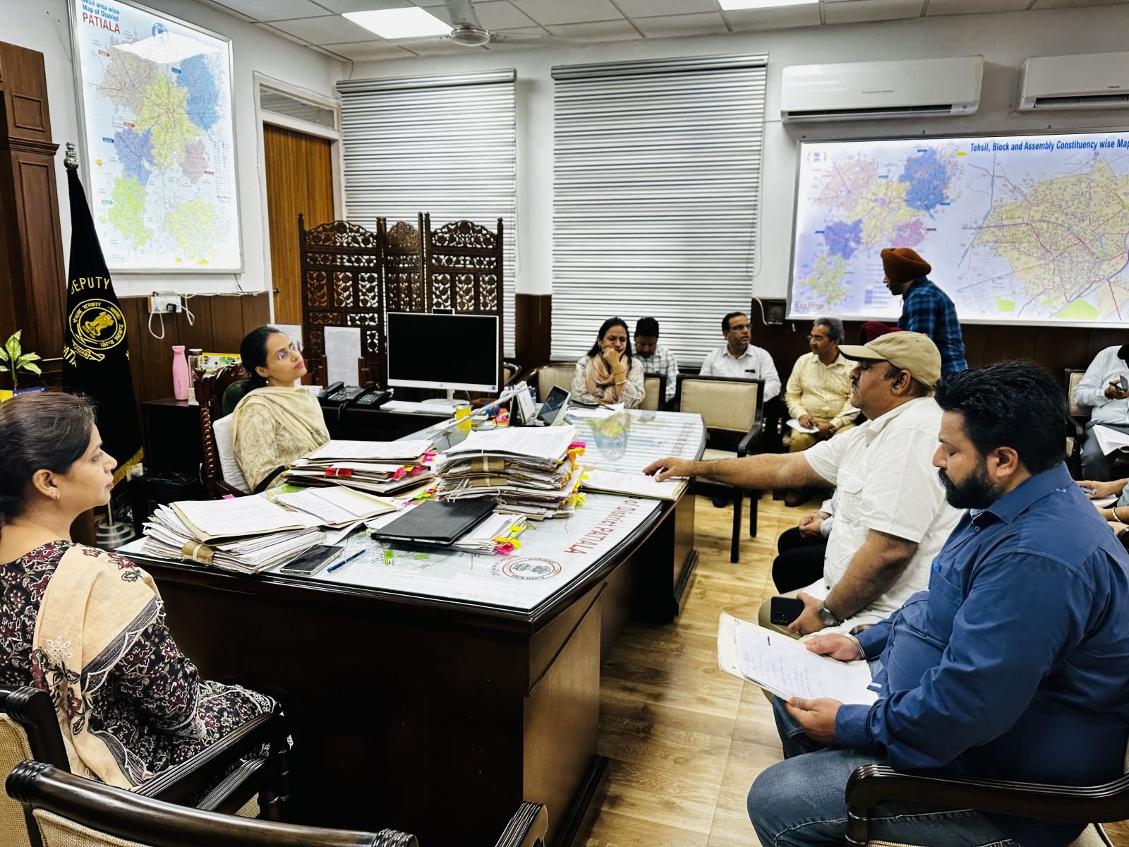 ਡੀ.ਸੀ. ਵੱਲੋਂ ਬਾਰਾਂਦਰੀ ਬਾਗ ਦੀ ਨੁਹਾਰ ਬਦਲਣ ਲਈ ਰੱਖ-ਰਖਾਓ ਕਮੇਟੀ ਨਾਲ ਬੈਠਕ